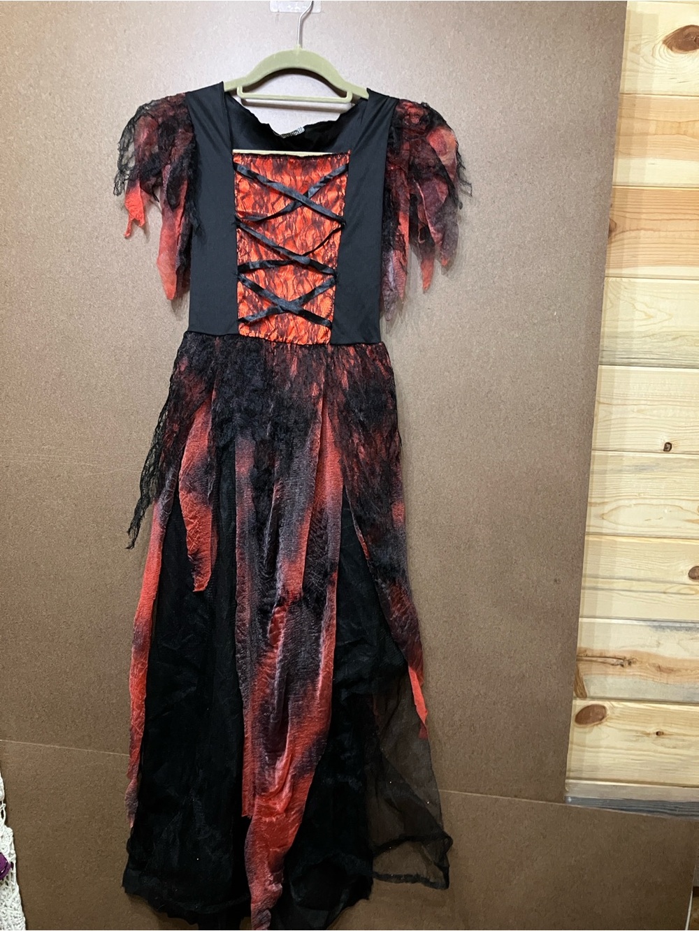 Girls Halloween Witch Costume Dress in Black and Orange - Picture 7 of 7